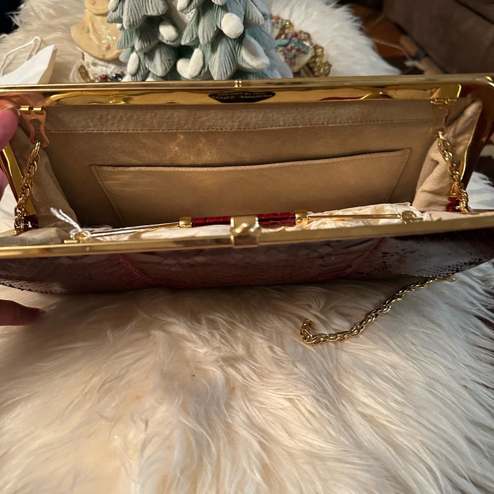 Elegant Red Snakeskin Clutch with Gold Chain - Picture 6 of 8